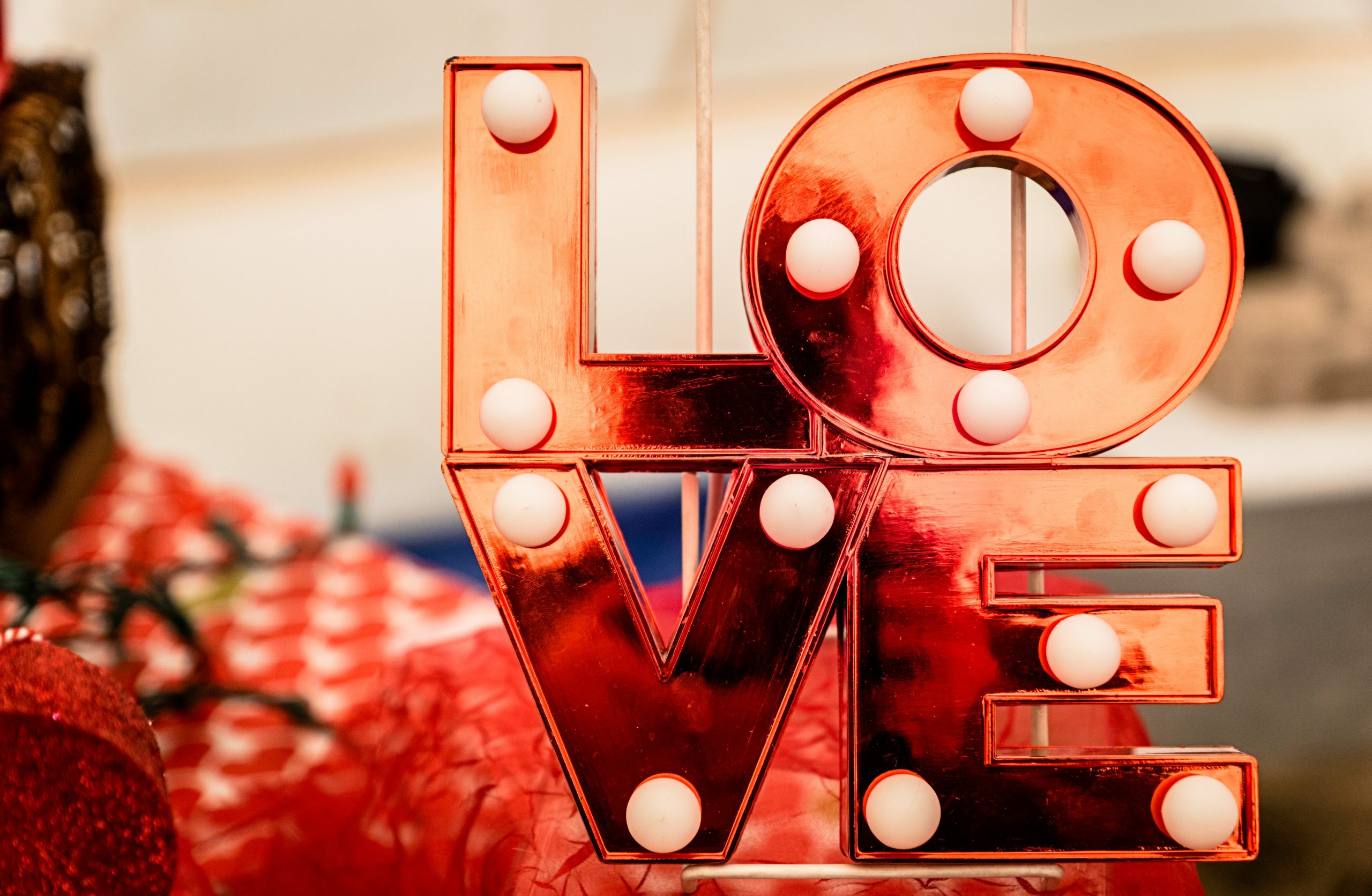 Marks & Spencer Leads Valentine’s Day Shopping Preferences Despite Cost Pressures